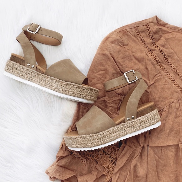 Felicias Shoes - LAST 🆕Kendra - Natural Platform Sandals
